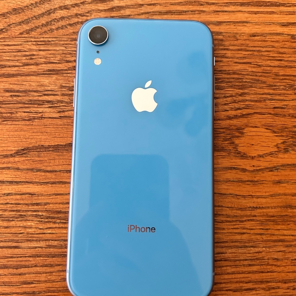 Apple iPhone XR